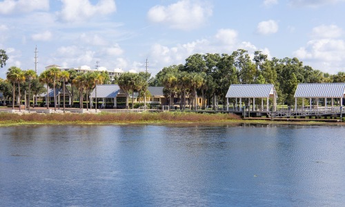 Lakefront walkway near Solaris at Kissimmee